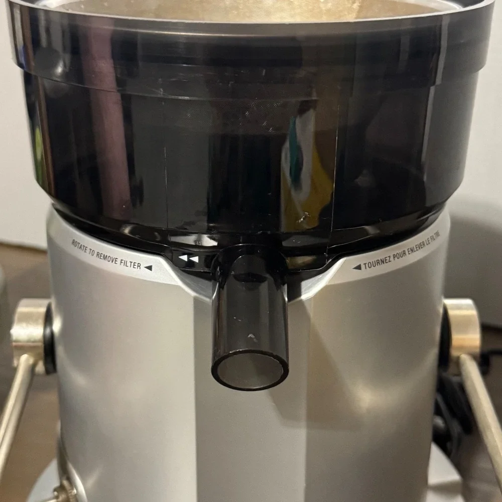 Breville Juice Fountain Plus JE95XL 850W Centrifugal Fruit Vegetable Juicer